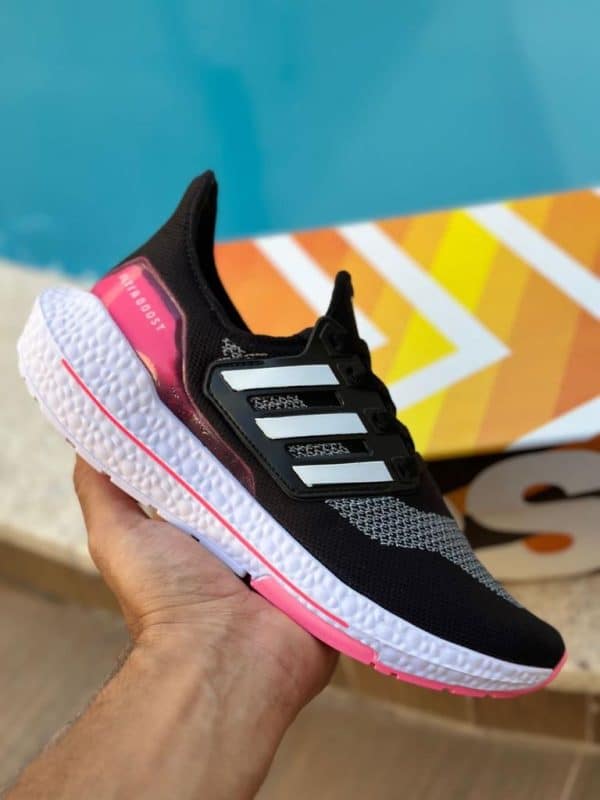 ADIDAS ULTRABOOST PRETO ROSA BRANCO