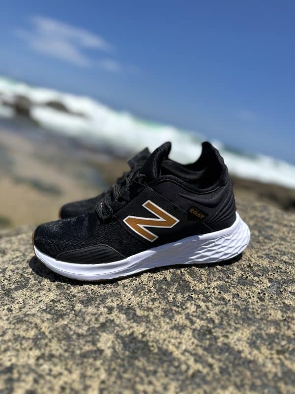 NEW BALANCE PRETO