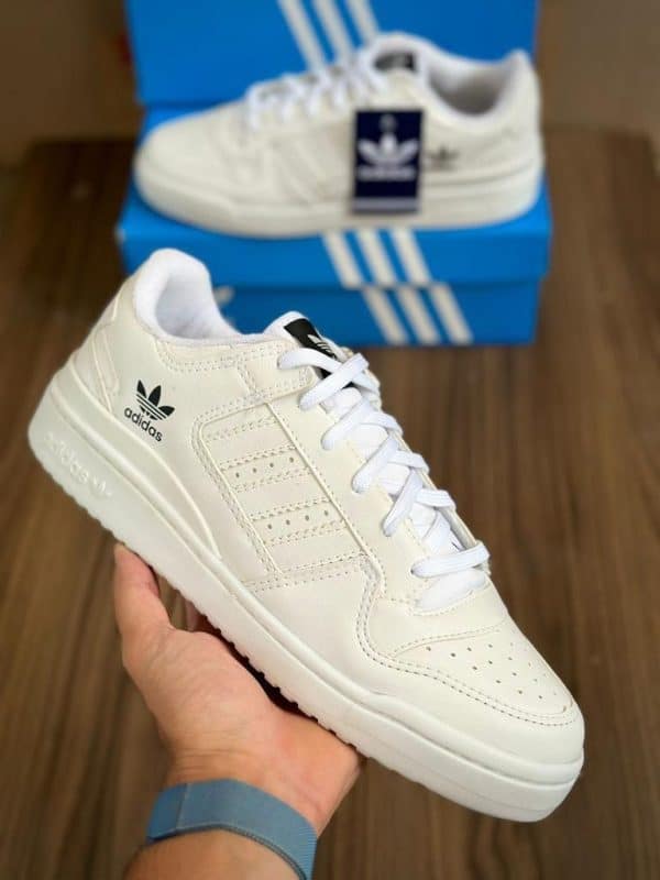 Adidas fórum branco