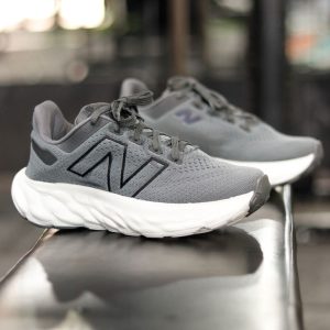 New Balance 1080 cinza